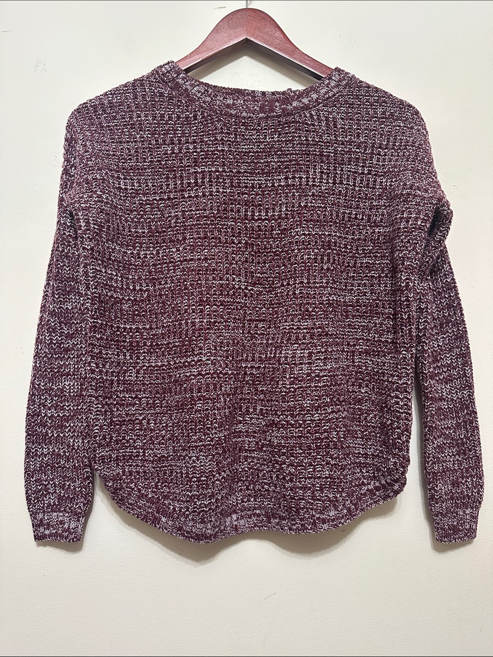 SO Marled Crew Neck Sweater in Plum Heather